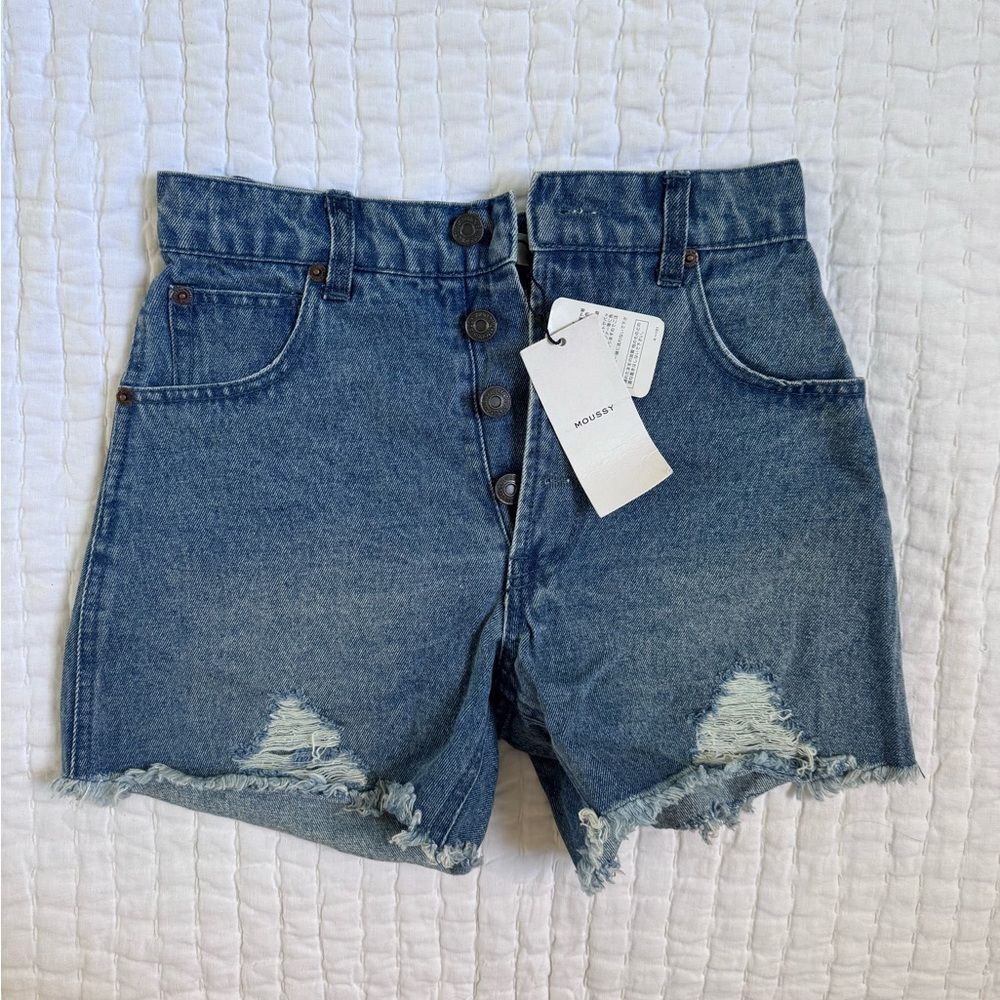 NWT Moussy High Waisted Button-Up Jean Mini Shorts in Distressed Blue Denim